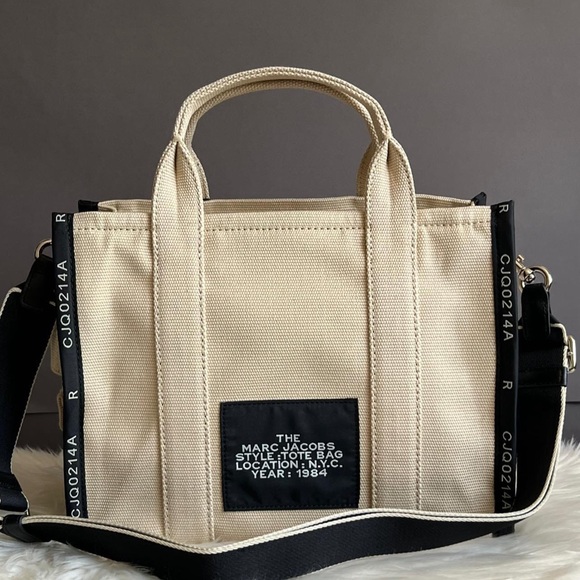 💰SOLD - M0017027 - Marc Jacobs The Jacquard Medium Tote Bag - Picture 6 of 15